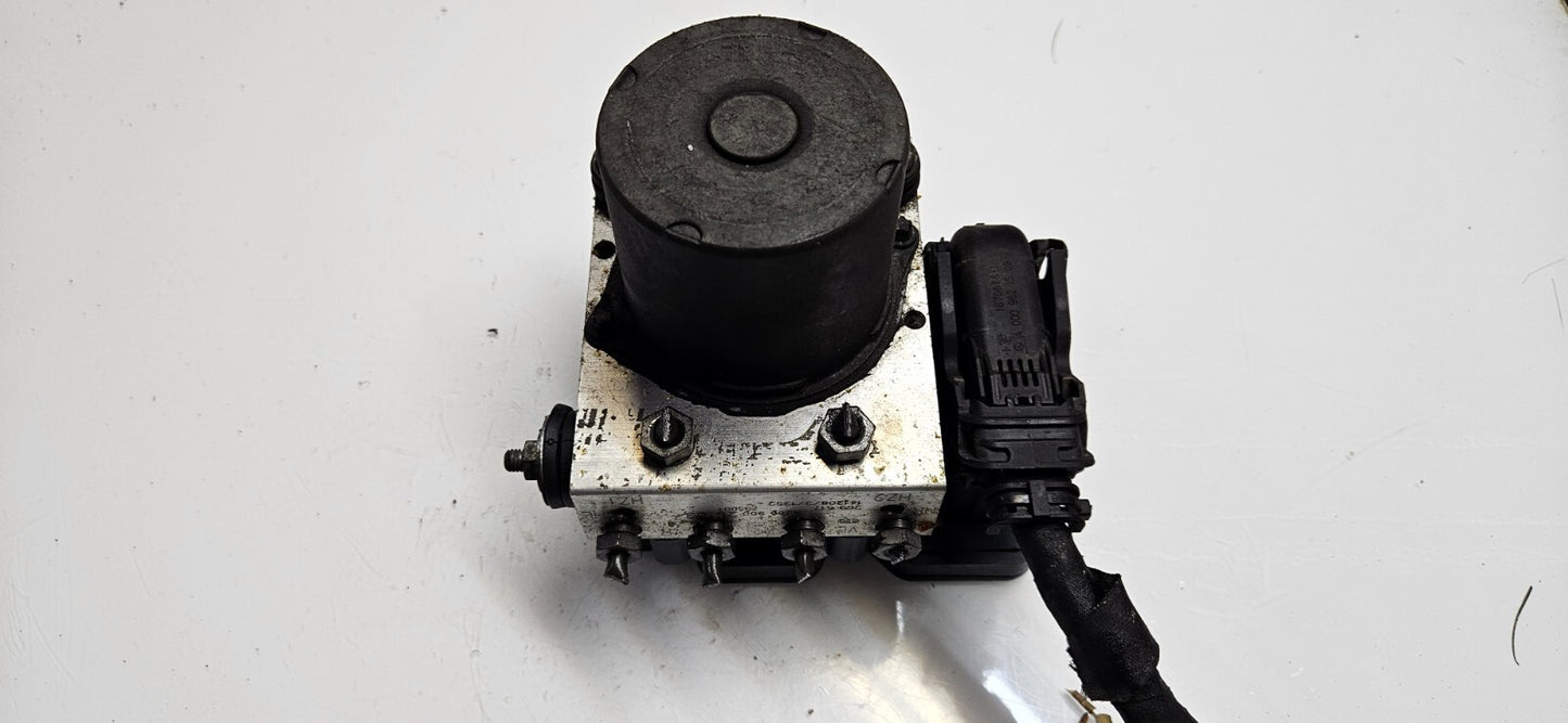 Mercedes Sprinter ABS Hydraulikblock Pumpe Steuergerät A 9069002503 0265956032