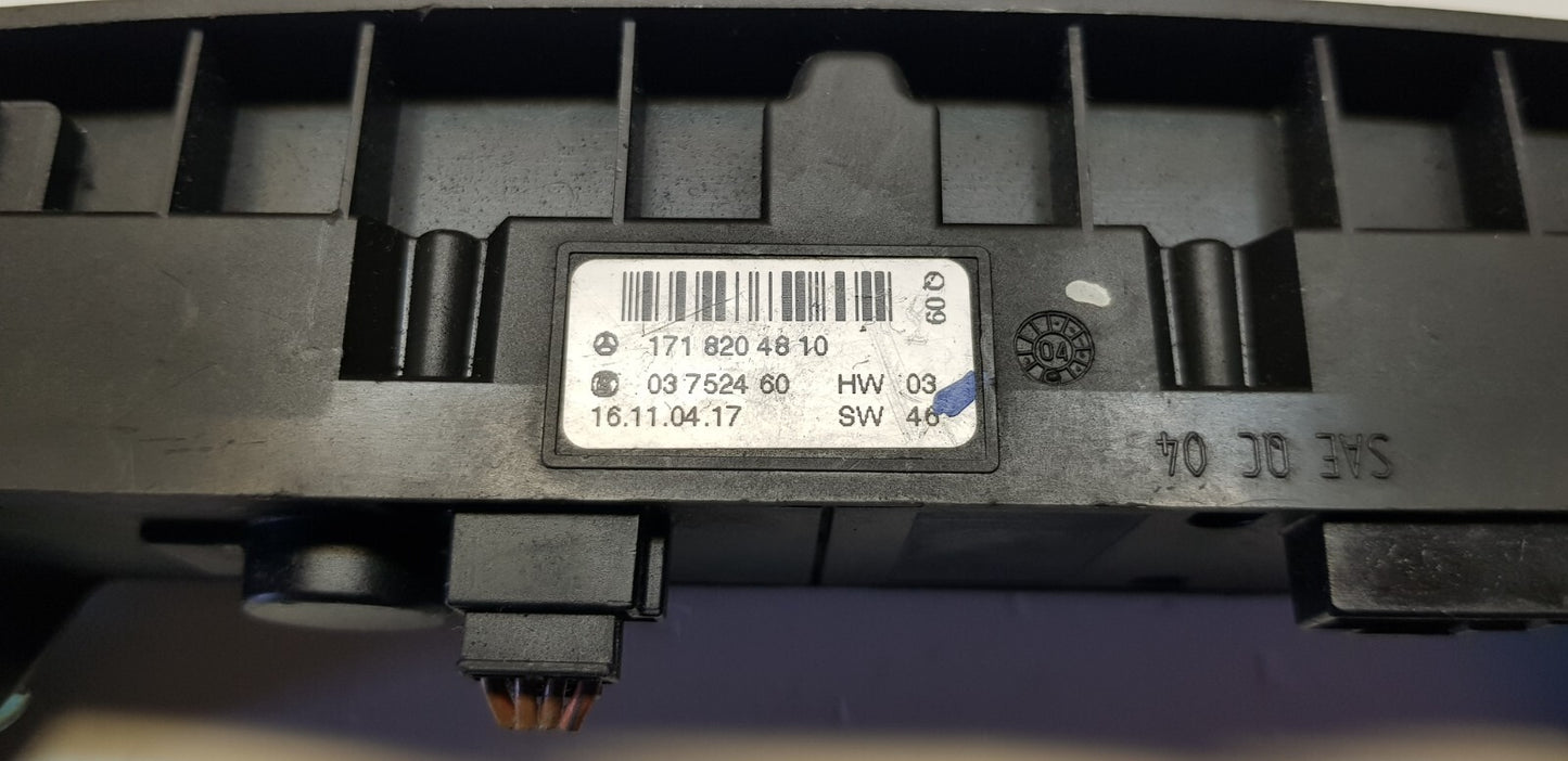 Mercedes SLK R172 Schalterleiste Schalter Sitzheizung 1718204810