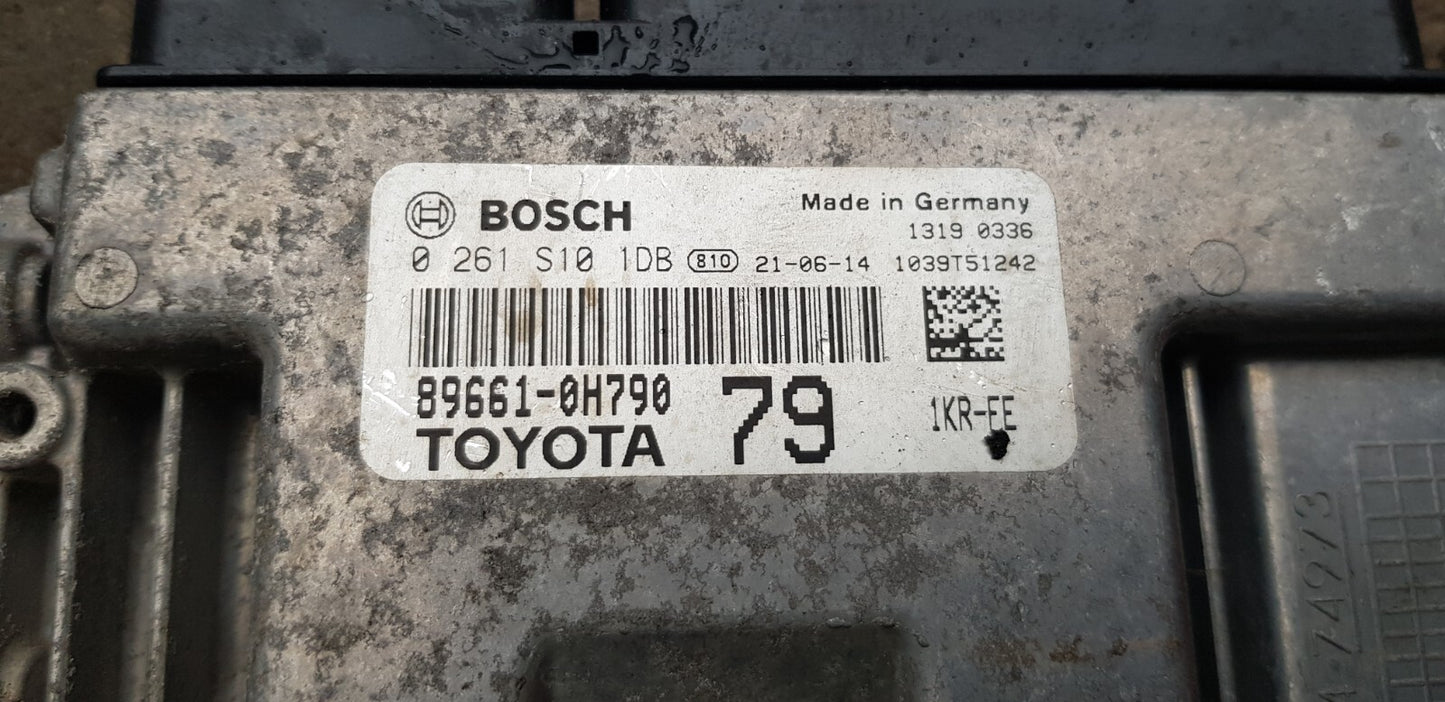 Toyota Aygo Motorsteuergerät Steuergerät 89661-0H790 0261S101DB