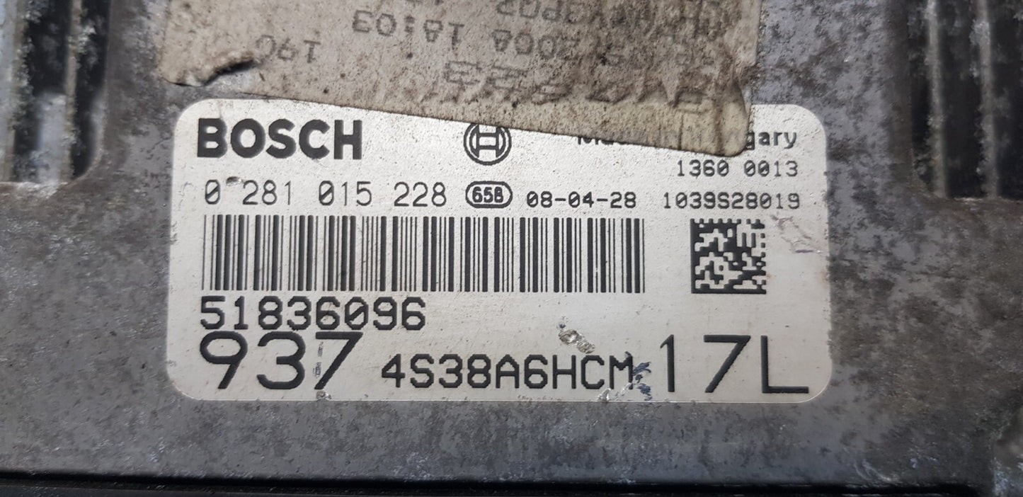 Alfa Romeo Motorsteuergerät Steuergerät 0281015228 51836096