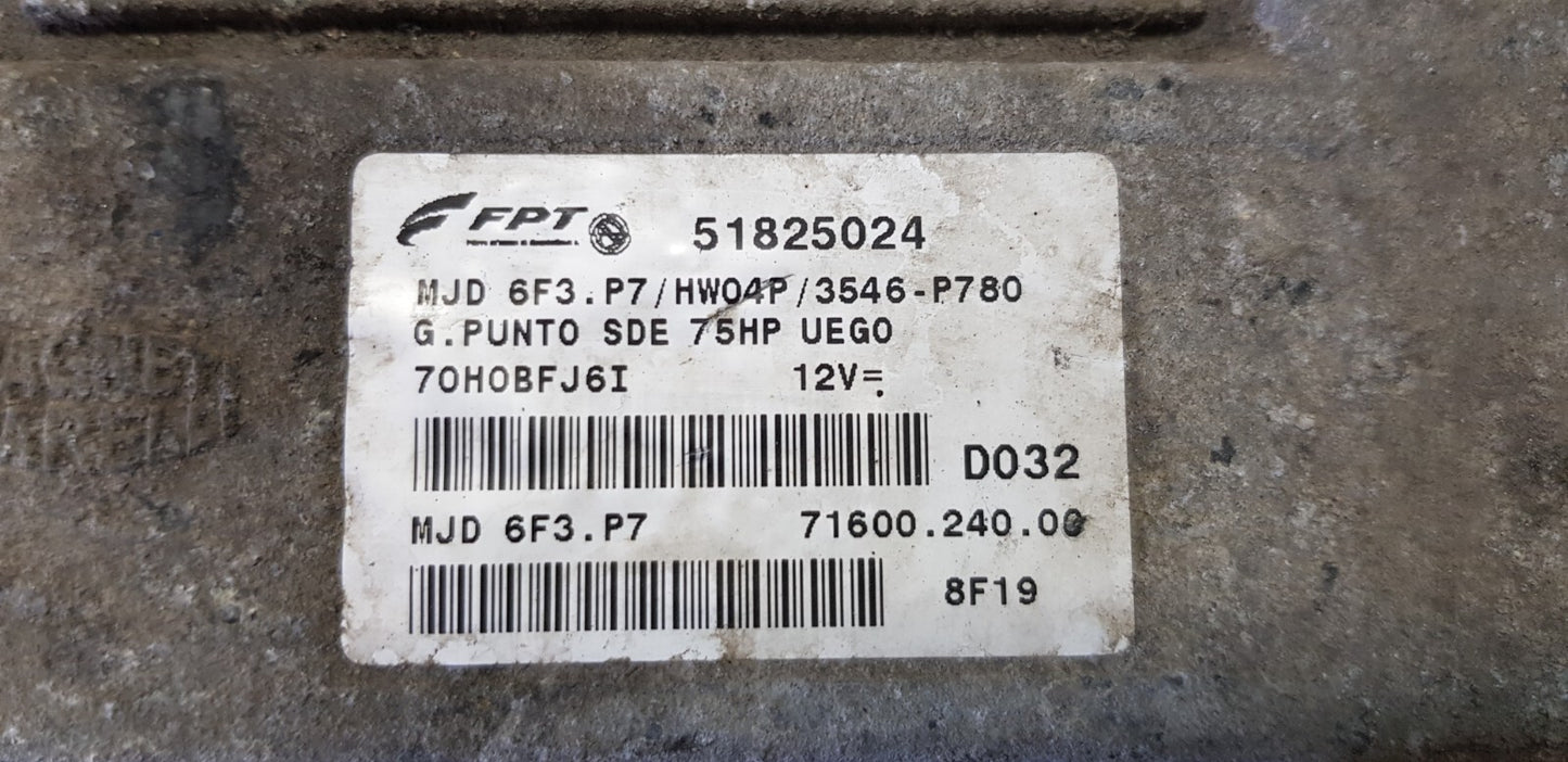 Fiat Grande Punto Motorsteuergerät Steuergerät 51825024 MJD 6F3.P7 HW04P