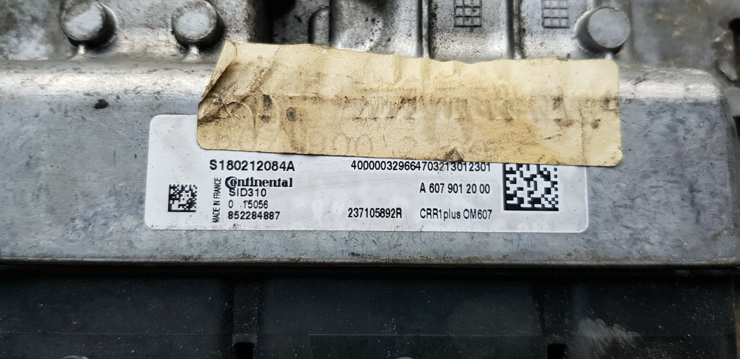 Mercedes W176 Motorsteuergerät Steuergerät A 6079012000 237105892R zurückgesetzt