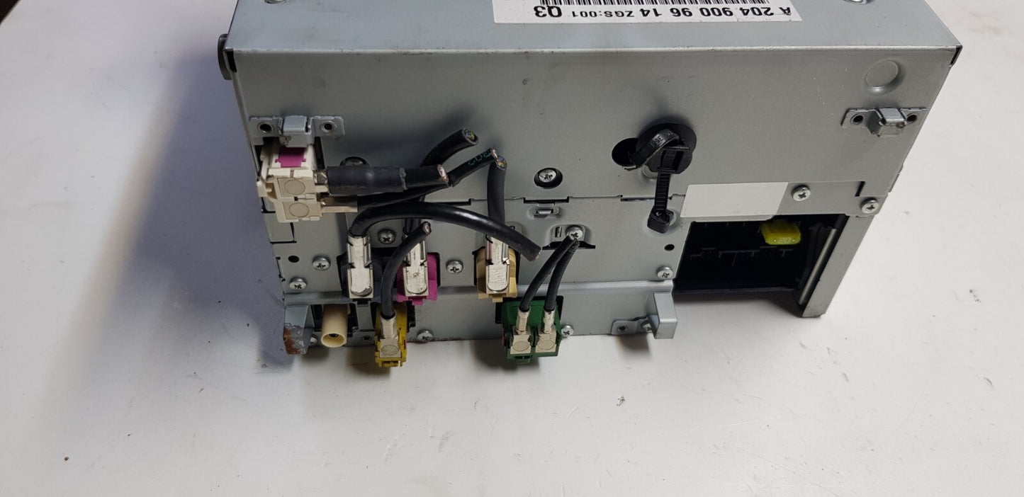 Mercedes W204 Headunit Navigation Comand A 2049009614 A 2049015204 mit PIN Code