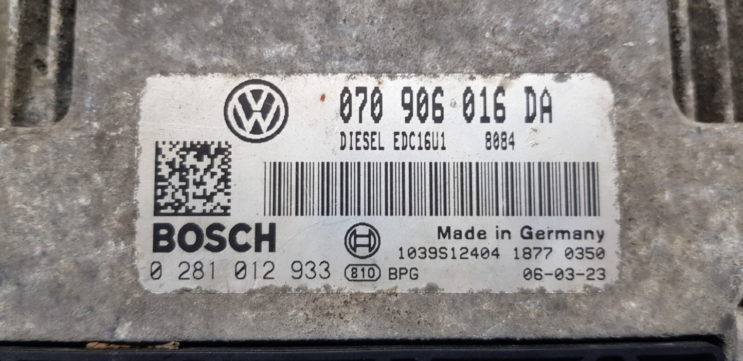 VW Touareg Motorsteuergerät Steuergerät 070906016DA 0281012933