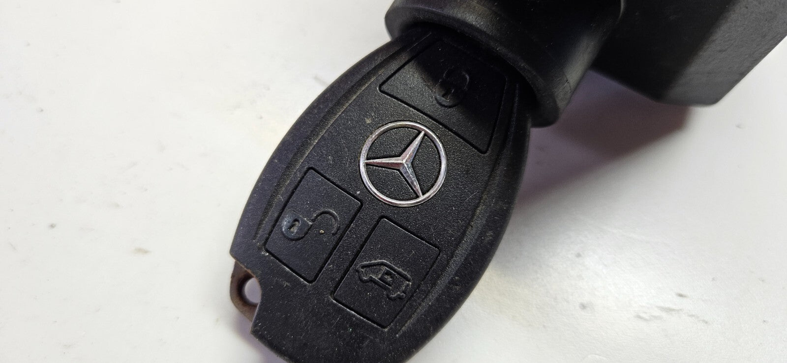Mercedes Vito W447 Zündschloss mit Schlüssel A 4479000811