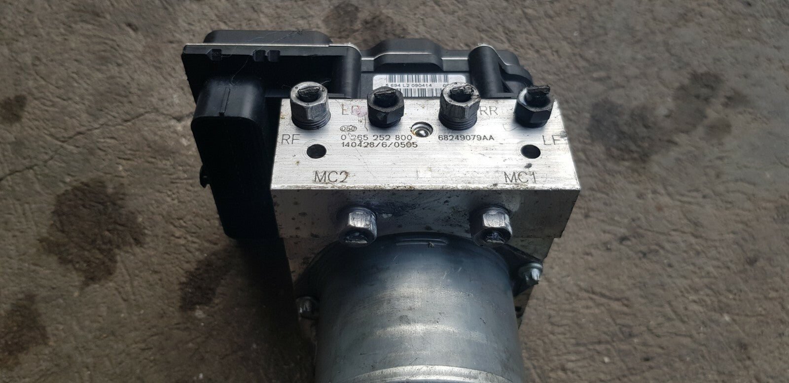 Fiat ABS Pumpe Steuergerät P68249079AA 0265952288 0265252800