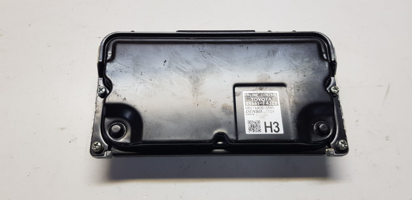 Toyota Motorsteuergerät Steuergerät 89661-F4320 MB276800-3960