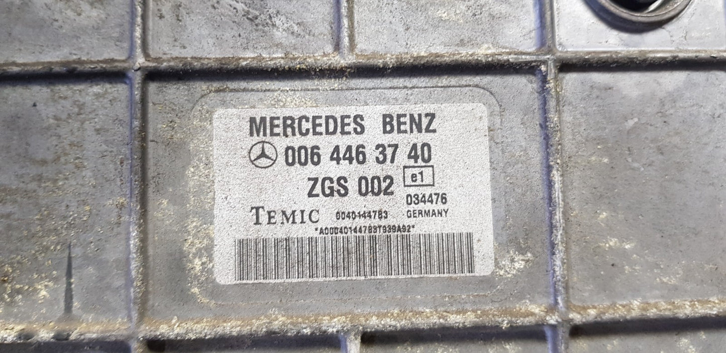 Mercedes Vario Atego Motorsteuergerät Steuergerät 0064463740 A 0454478940