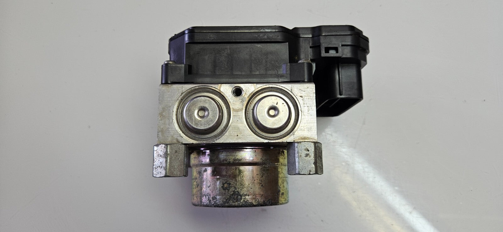 Toyota Hilux ABS Hydraulikblock Pumpe Steuergerät 44540-71440 89541-71470