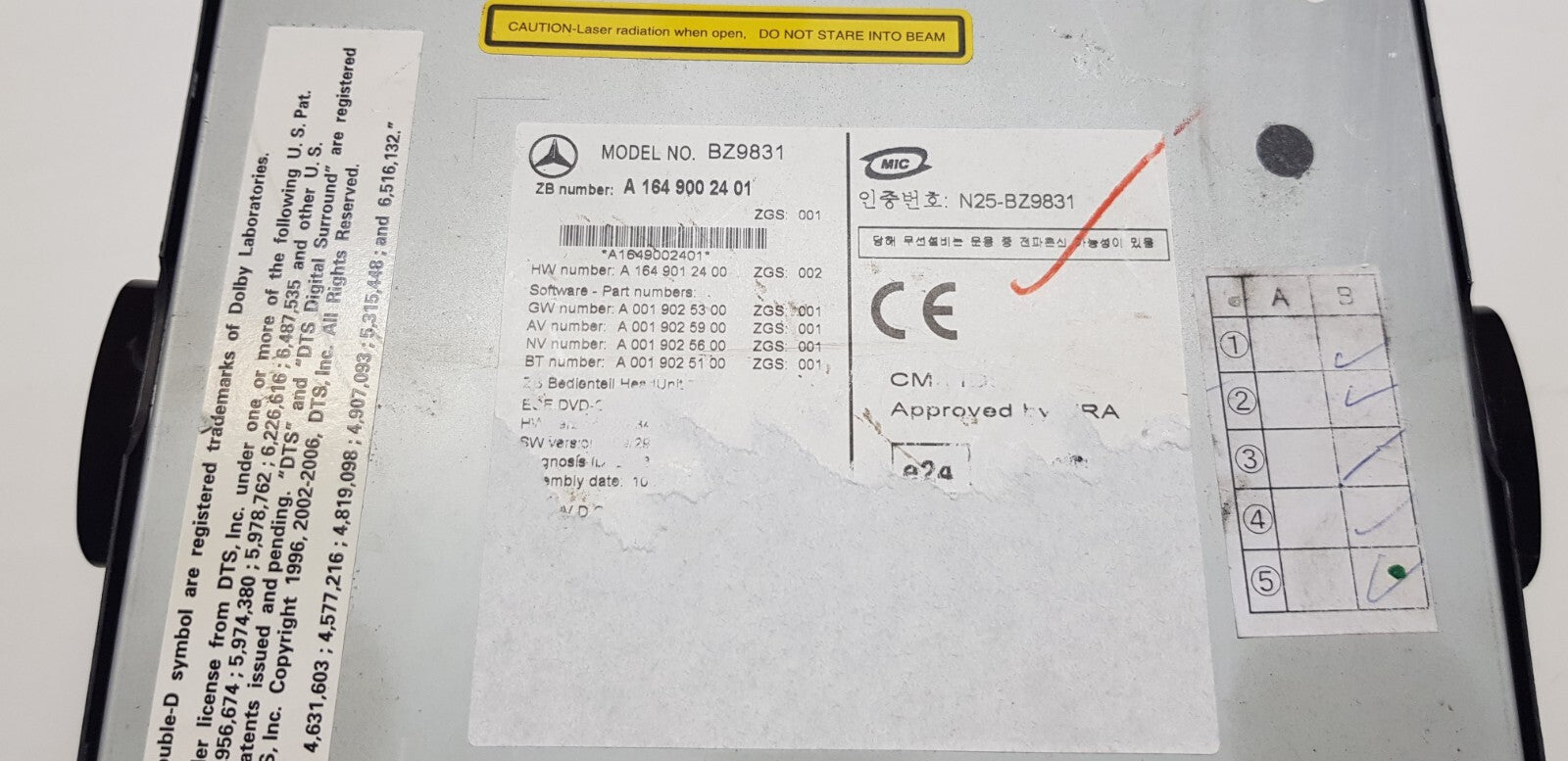 Mercedes ML - Klasse W164 Headunit Comand Navigation A 1649002401 A 1649012400