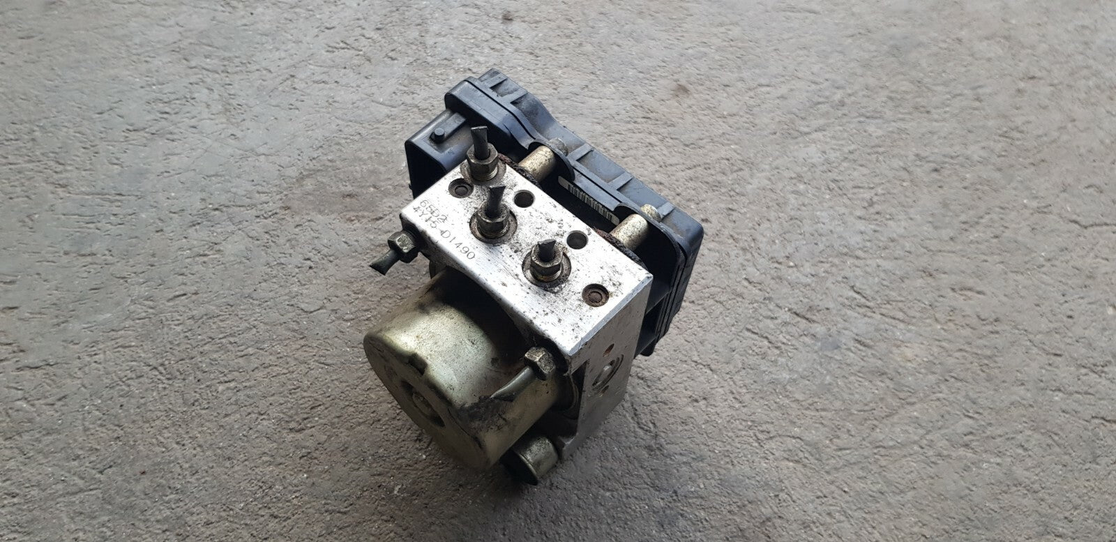 Suzuki ABS Hydraulikblock Pumpe Steuergerät SK3-4Y12-1 83094Y1233023