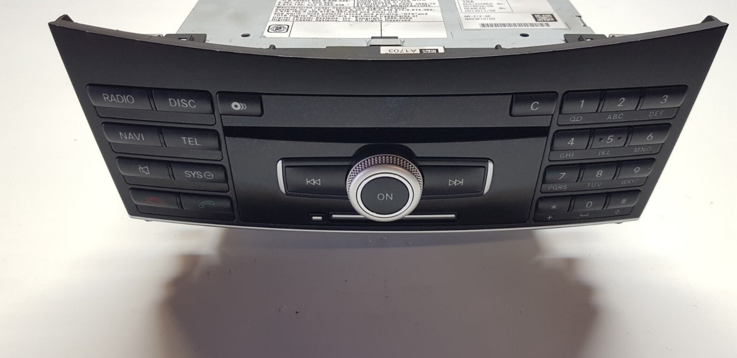 Mercedes W212 Headunit Comand Navigation A 2129008409 A 2129011704 mit PIN Code