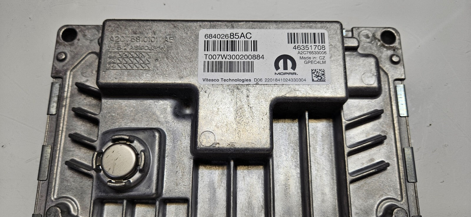 Jeep Compass Automatikg. Motorsteuergerät Steuergerät 68402685AC T007W300200884