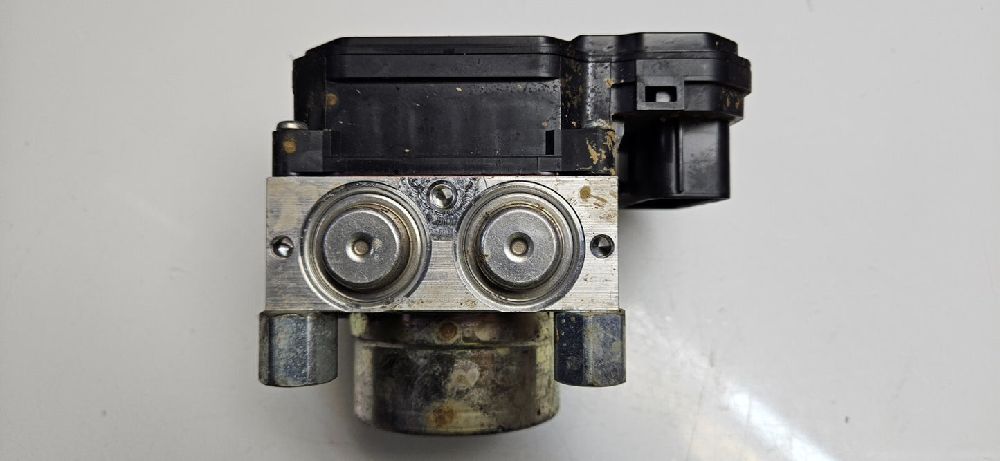 Toyota Hilux ABS Hydraulikblock Pumpe Steuergerät 44540-71061 116040-49360