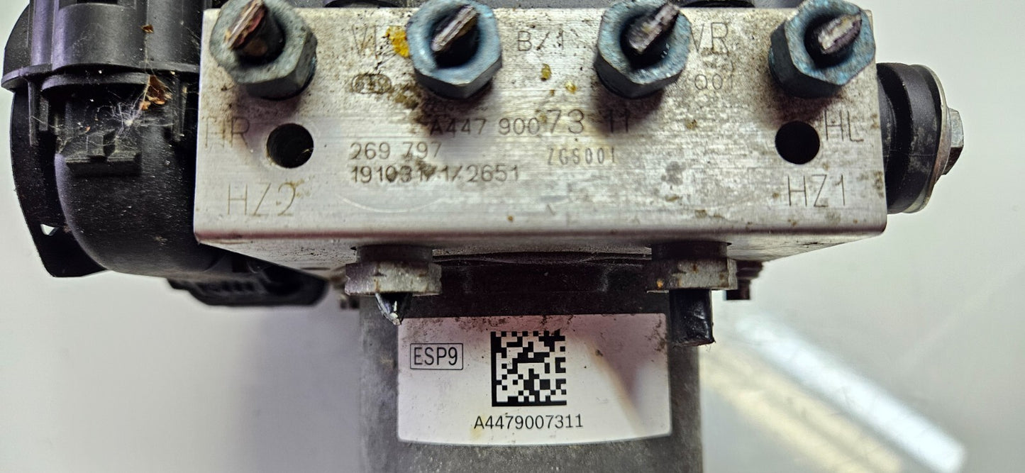 Mercedes Vito ABS Hydraulikblock Pumpe Steuergerät A 4479007311 0265956227