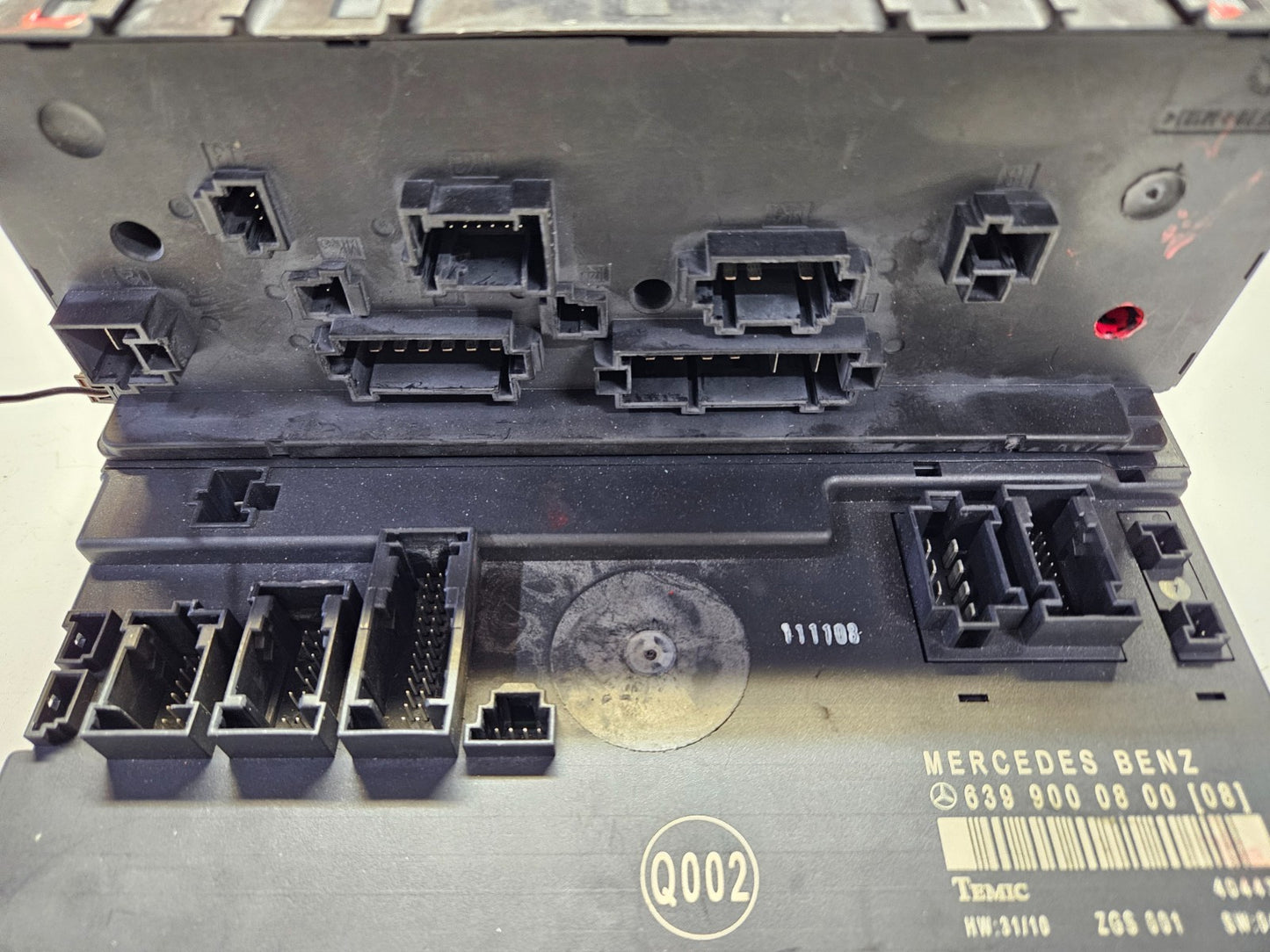 Mercedes Vito Viano W639 Sicherungskasten Steuergerät 6399000800 A 6395450801 ♻️