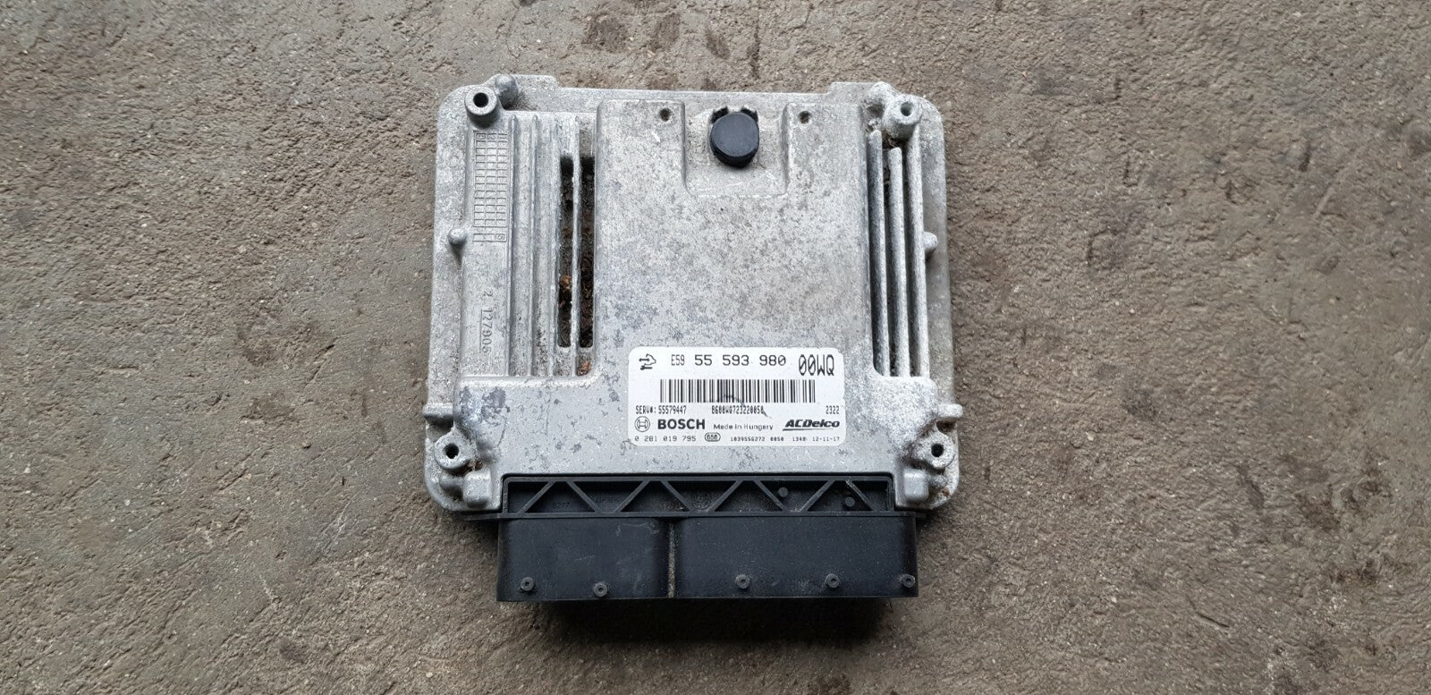 Opel Corsa Motorsteuergerät Steuergerät 55593980 0281019795 00WQ