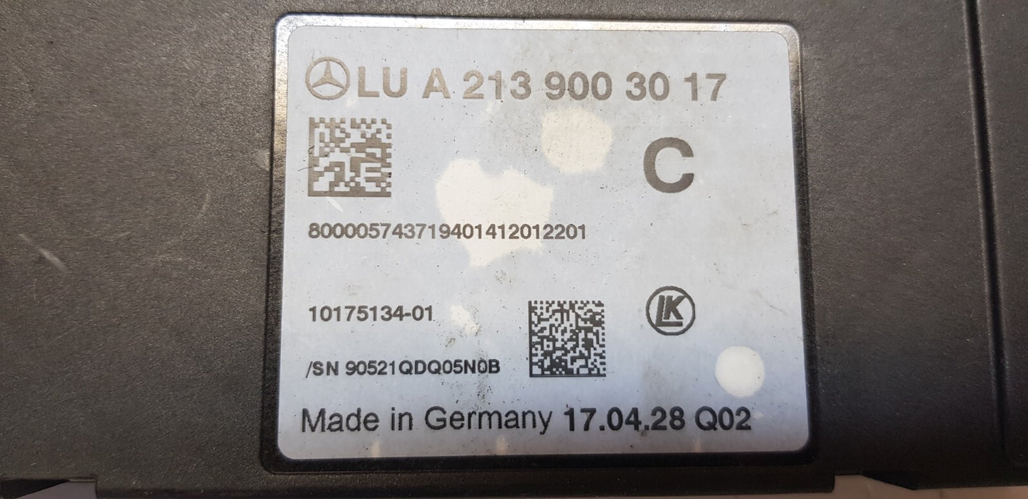 Mercedes W205 W213 W222 W238 Zündsteuergerät Steuergerät A 2139003017