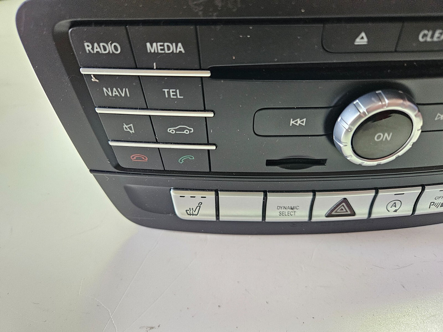 Mercedes Headunit Navigationssystem Navi Radio GPS A 2469007119 mit PIN Code ♻️