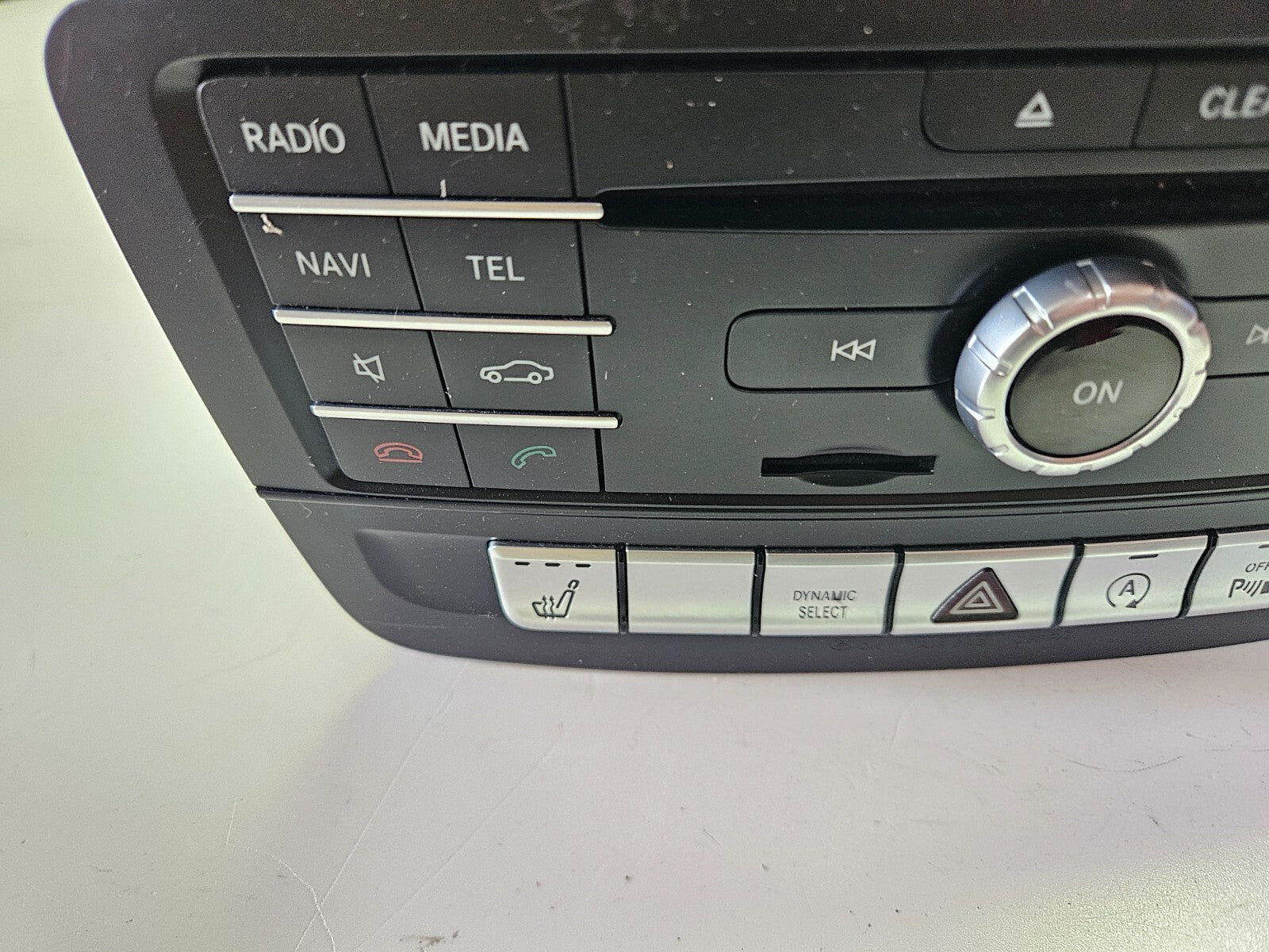 Mercedes Headunit Navigationssystem Navi Radio GPS A 2469007119 mit PIN Code ♻️