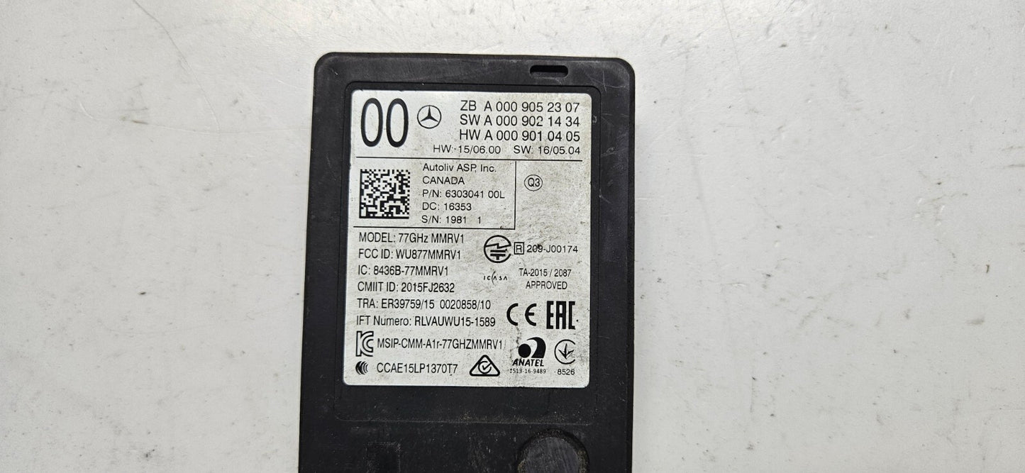 Mercedes Distronic Radarsensor Abstandsradar A 0009052307 A 0009010405