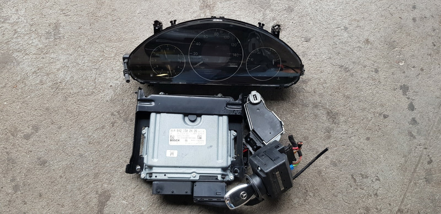 Mercedes W211 Motorsteuergerät mit Wegfahrsperre A 6421502426 0281014917