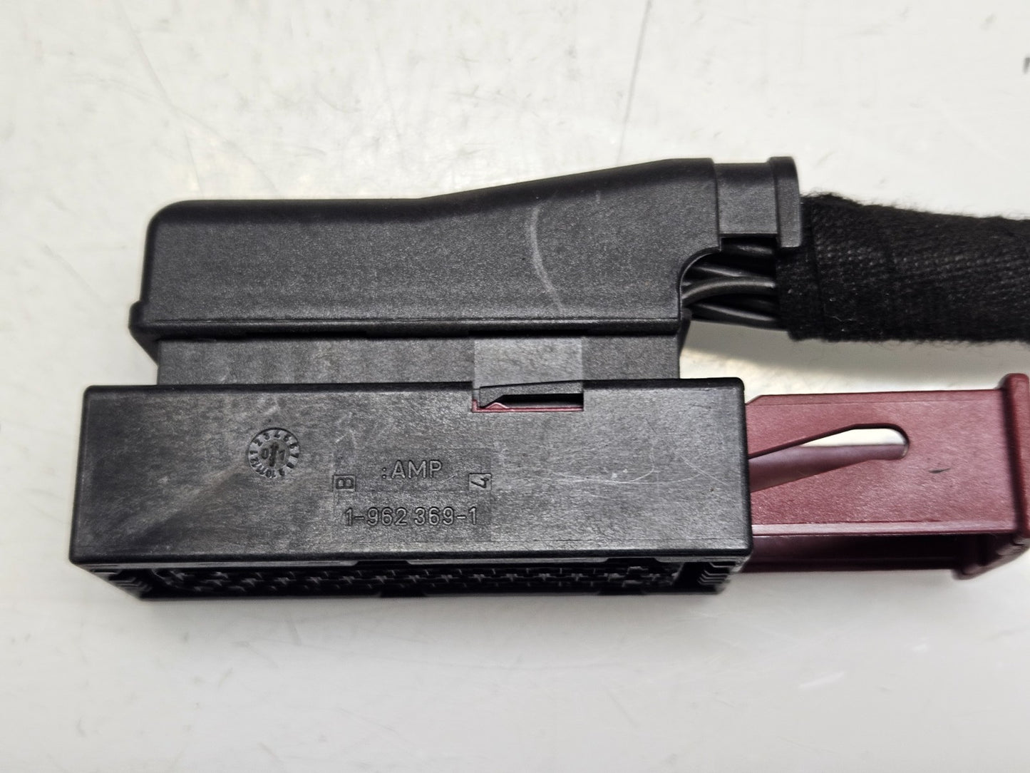 SAAB Stecker Steckergehäuse Kabelbaum 4115010 A10/X11 1-962369-1 ♻️