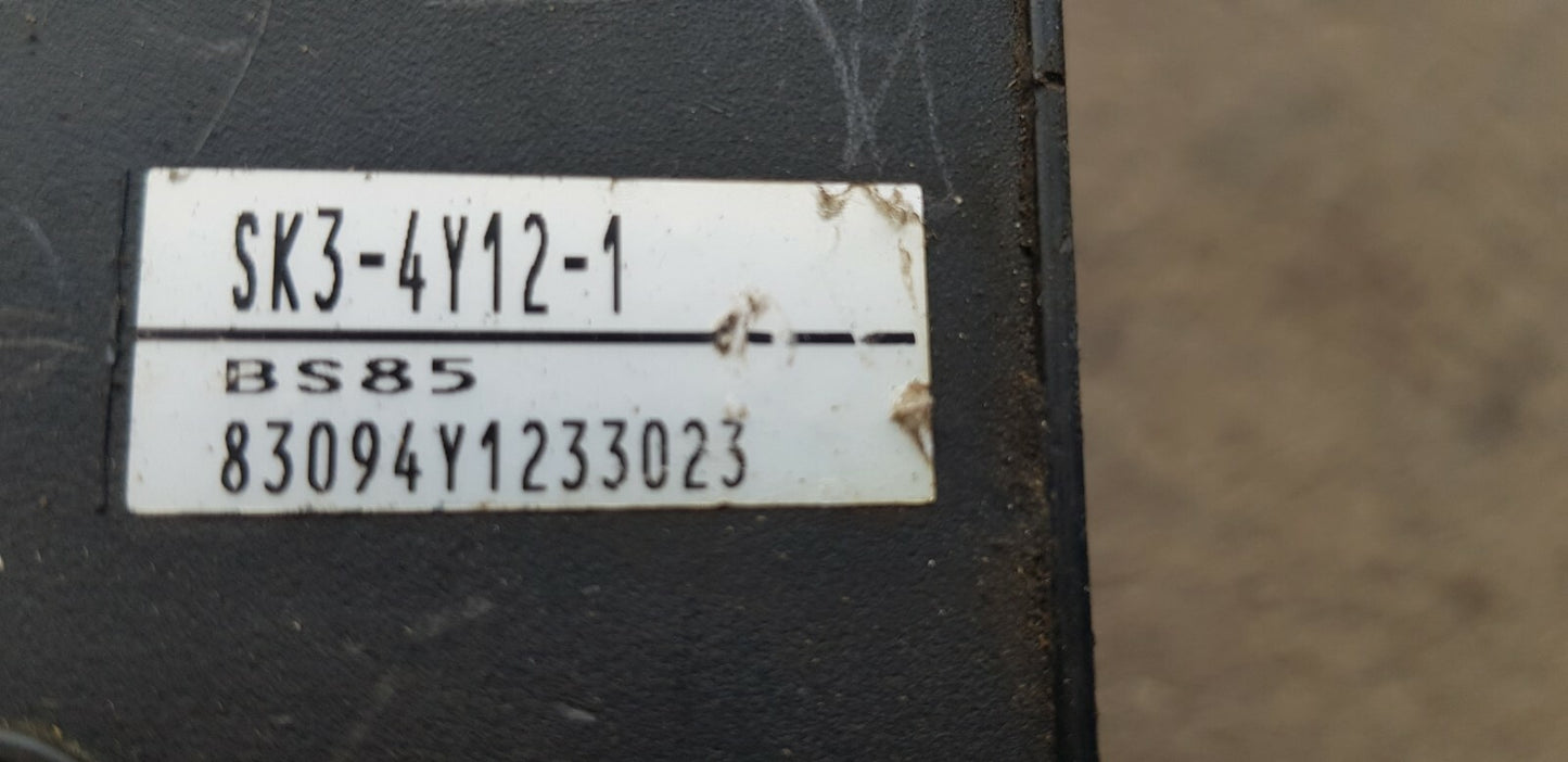 Suzuki ABS Hydraulikblock Pumpe Steuergerät SK3-4Y12-1 83094Y1233023