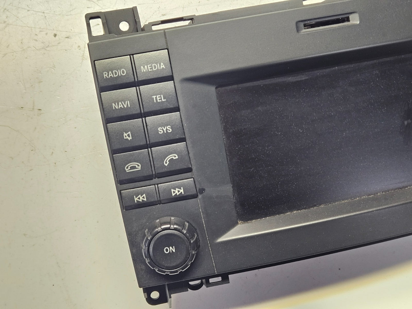 Mercedes Sprinter Headunit Navigationssystem Radio A 9069000104 mit PIN Code ♻️