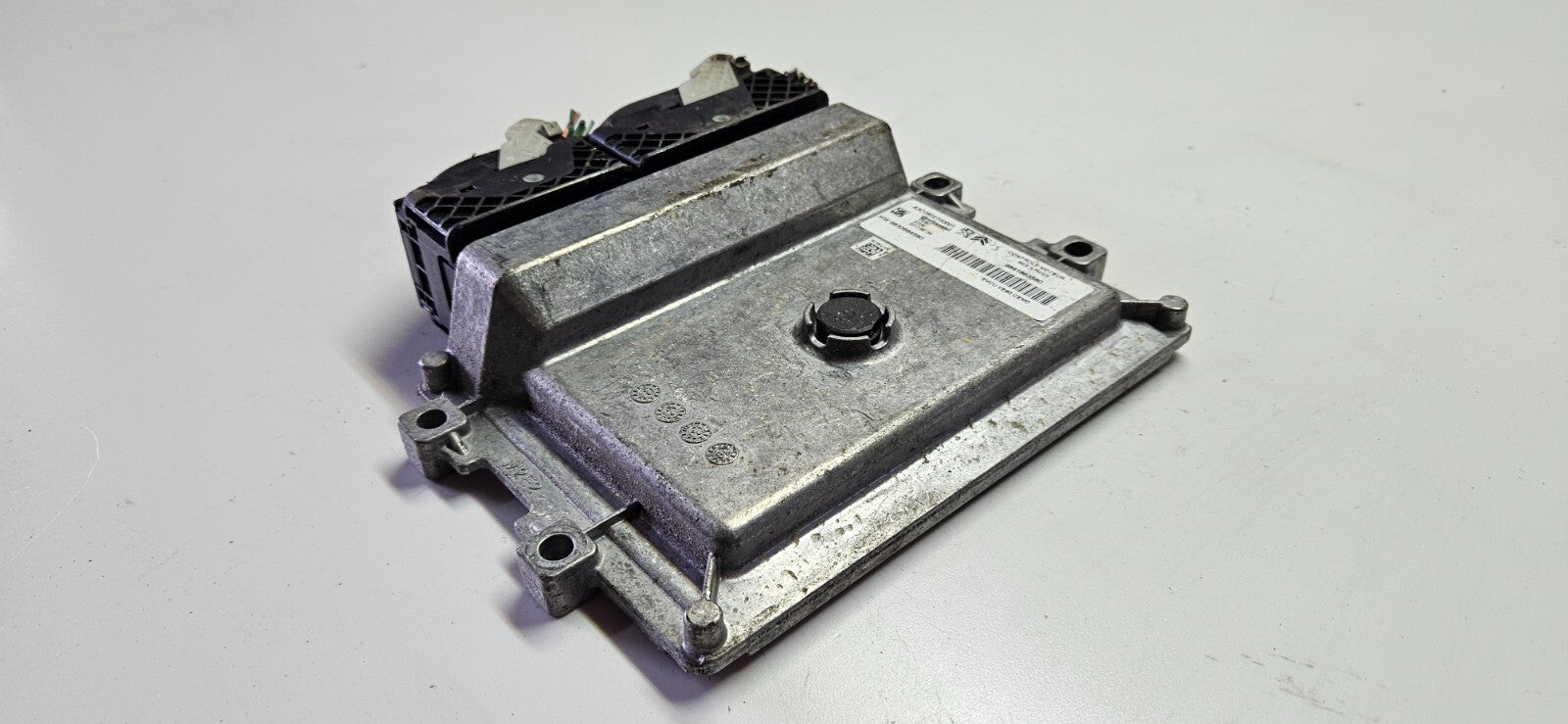 Peugeot Citroen Opel Motorsteuergerät Steuergerät 9841863580 9832694580 IMMO OFF