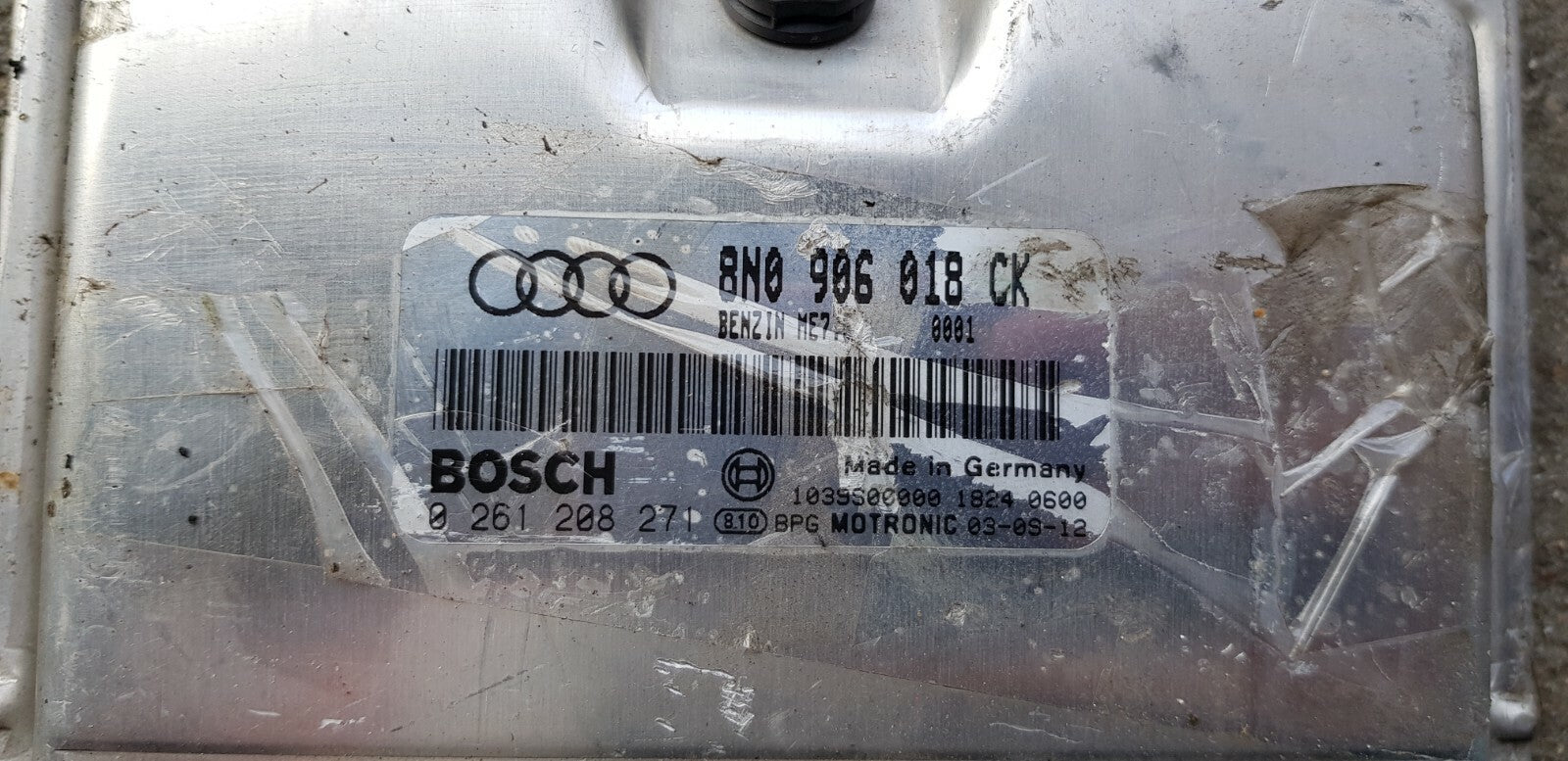 Audi TT Motorsteuergerät Steuergerät 8N0906018CK 0261208271