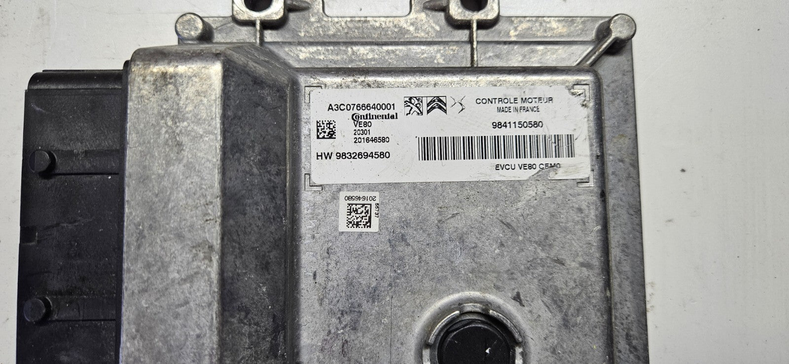 Peugeot 208 Motorsteuergerät Steuergerät 9841150580 9832694580 VE80