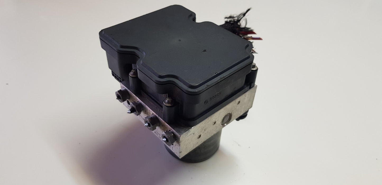 Mercedes ABS Hydraulikblock Hydraulikaggregat A 1779007805 A 1779010904