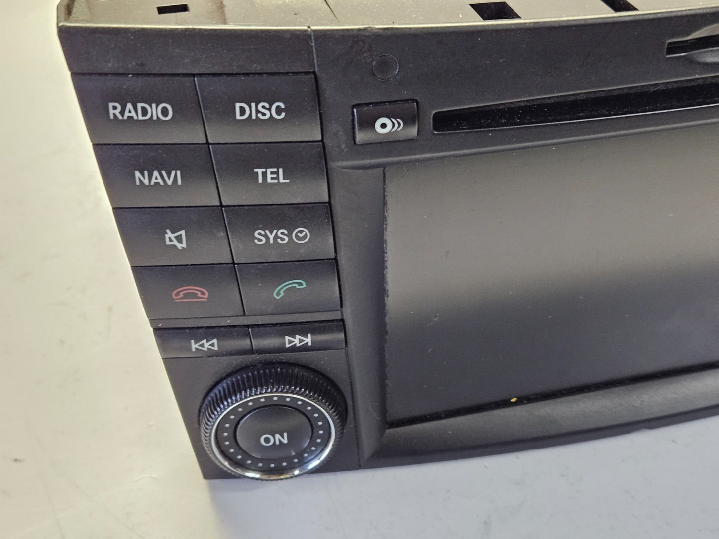 Mercedes CLS Headunit Navigationssystem Radio A 2199001100 A 2199010400 ♻️