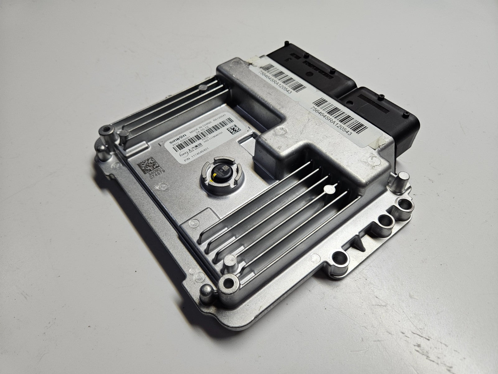 MG SAIC Motorsteuergerät Steuergerät 1174646401 HW 1174646701 RA120543 ♻️