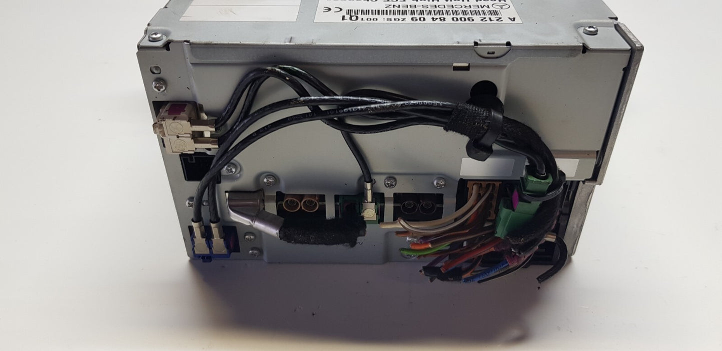 Mercedes W212 Headunit Comand Navigation A 2129008409 A 2129011704 mit PIN Code