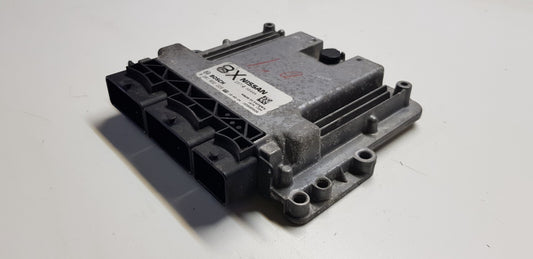 Nissan Motorsteuergerät Steuergerät 23710 HX44A 0281032229