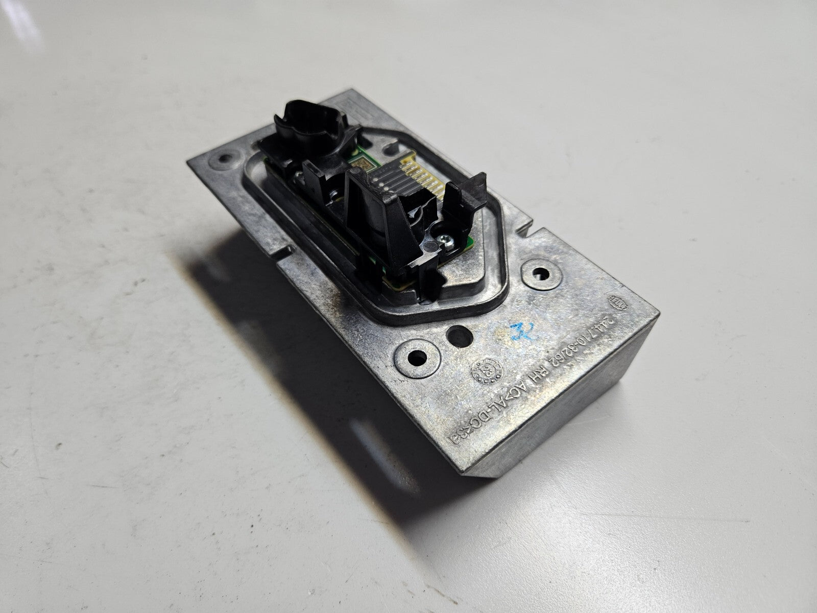 BMW LED Vorschaltgerät Steuergerät 244.710-32/62 ♻️