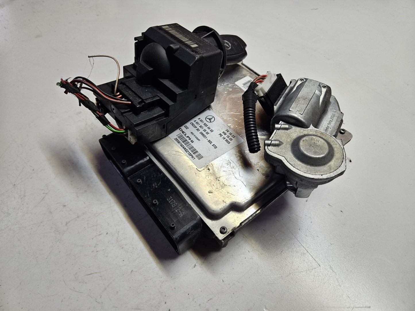 Mercedes W906 Motorsteuergerät mit Wegfahrsperre A 6519003403 A 6519013502 ♻️