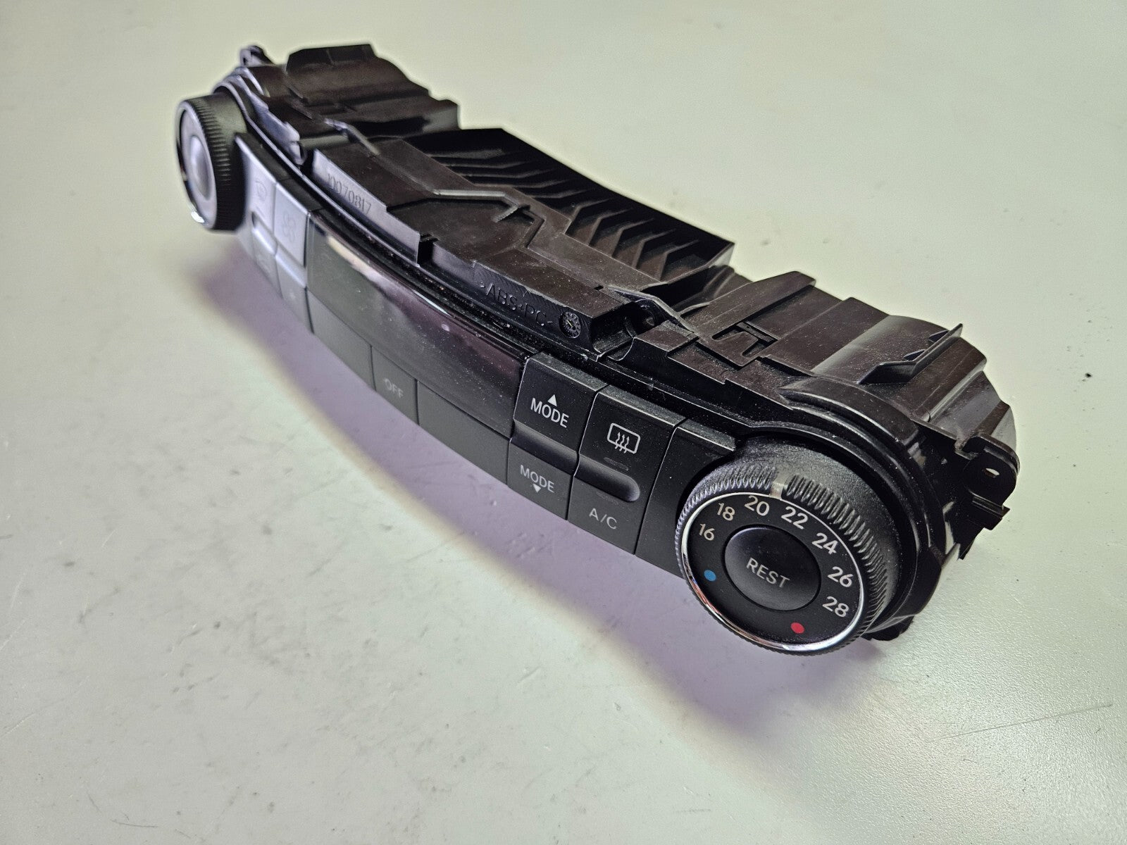 Mercedes E-Klasse W211 Klimabedienteil Bedienteil 2118300890 Q:0006 ♻️
