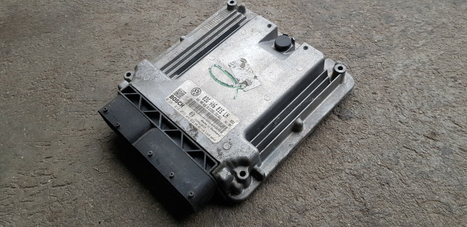 VW Motorsteuergerät Steuergerät 03G906016LH 0281014059