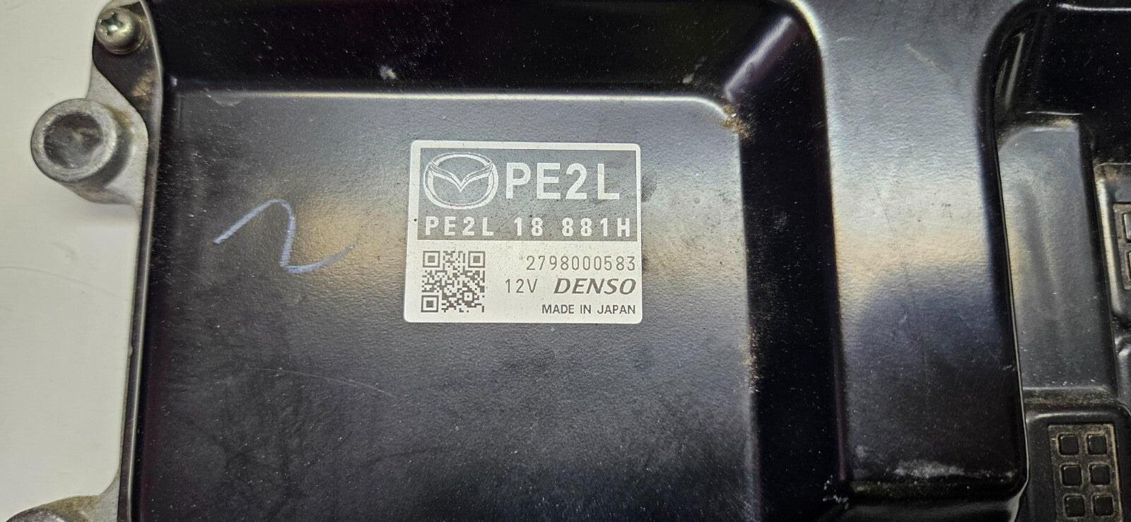 Mazda Motorsteuergerät Steuergerät PE2L18881H 2798000583