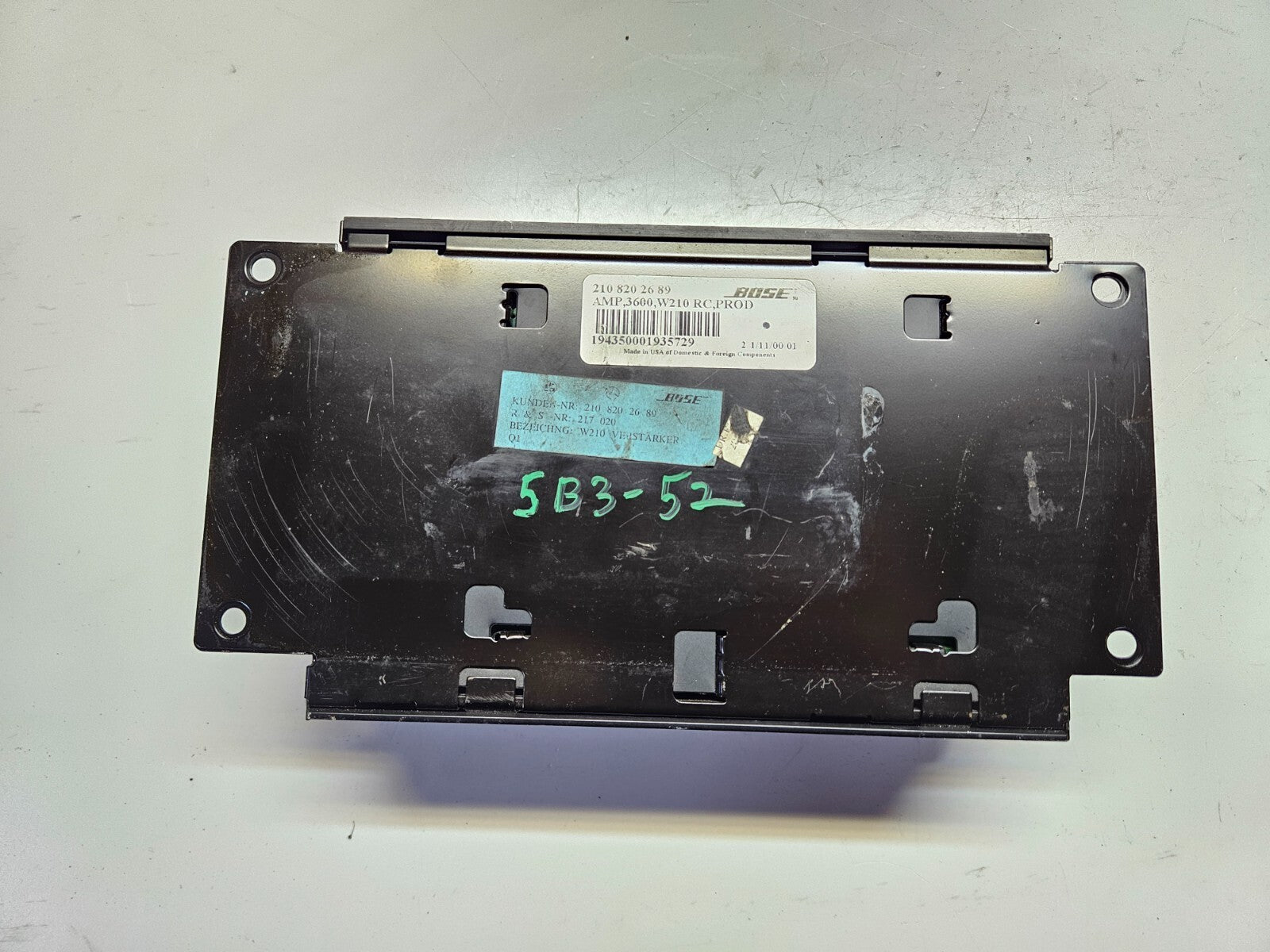 Mercedes E-Klasse W210 Steuergerät Bose Verstärker 2108202689