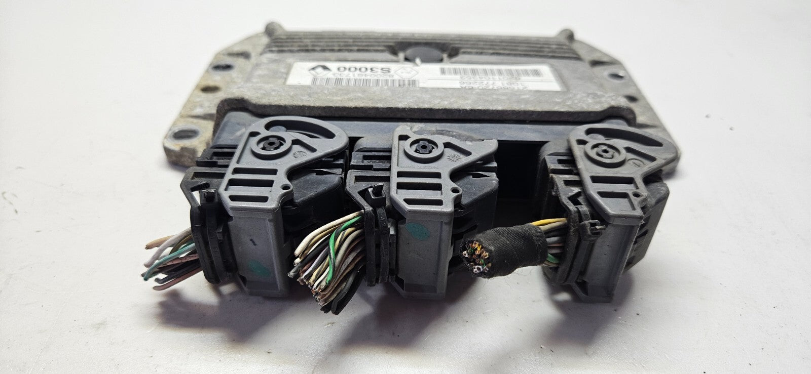 Renault Motorsteuergerät Steuergerät 8201104353 8200461733 21586720-6A