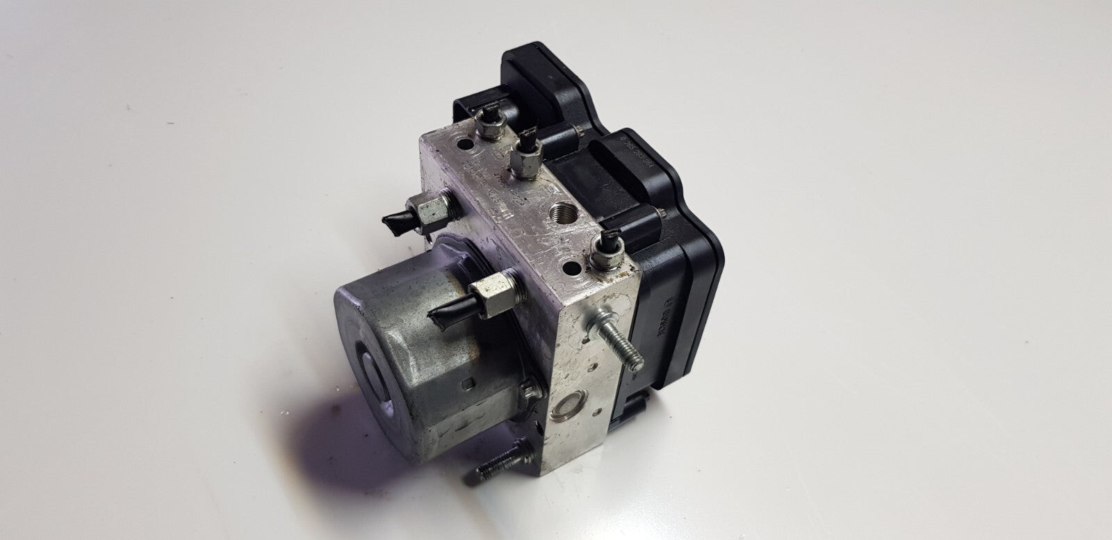 Nissan ABS Hydraulikblock Pumpe Steuergerät 47660HP20A 0265956487