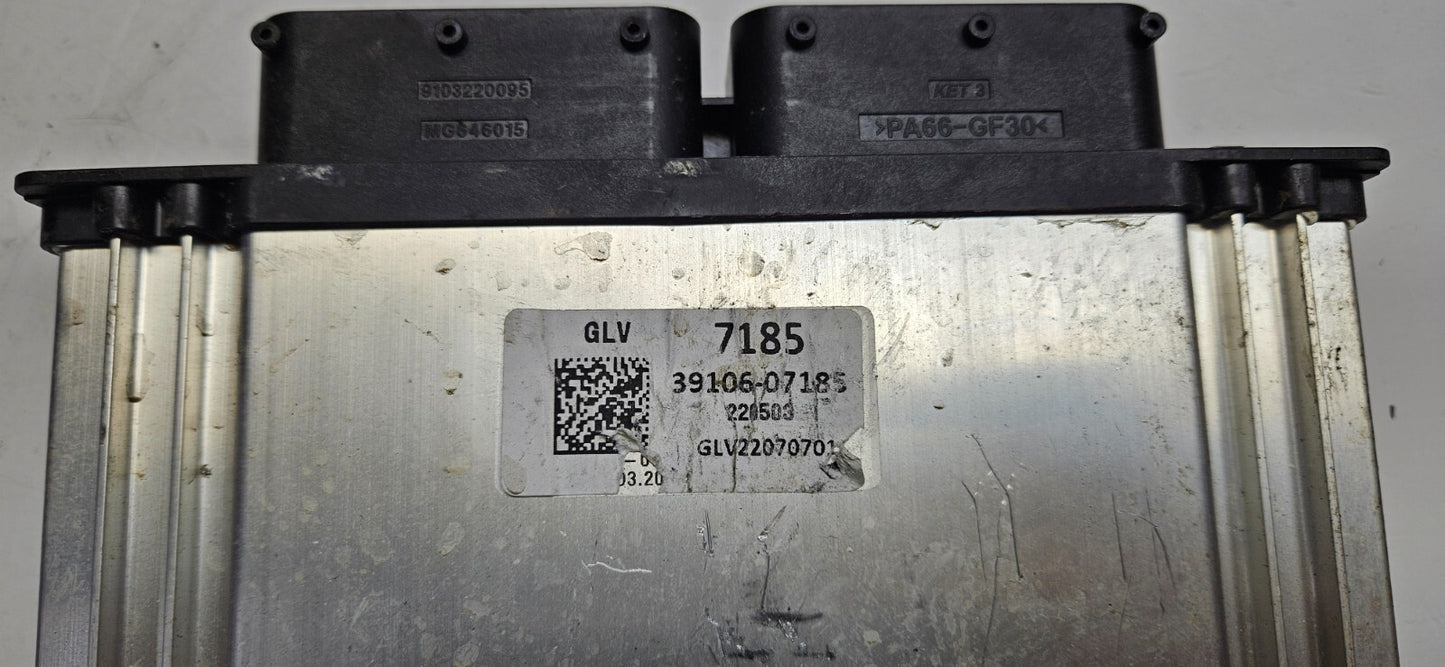 Hyundai i20 Motorsteuergerät Steuergerät 39106-07185