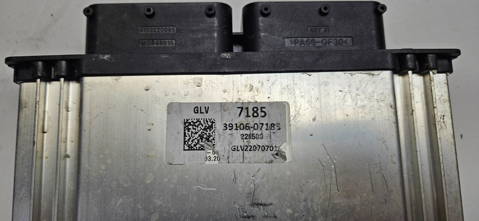 Hyundai i20 Motorsteuergerät Steuergerät 39106-07185