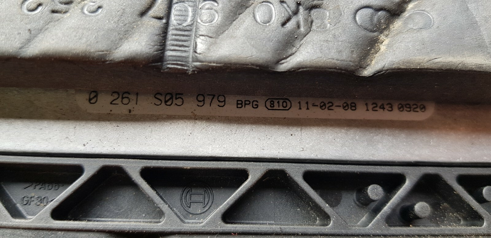 Audi Motorsteuergerät Steuergerät 8K2907115AD 0261S05979