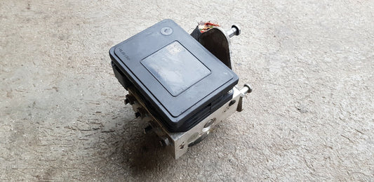 Mercedes W205 ABS Hydraulikblock Pumpe Steuergerät A 2059012800 A 2054310000