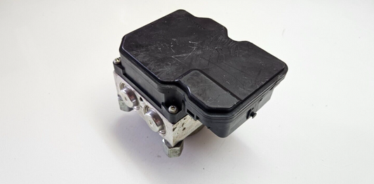 Toyota Hilux ABS Hydraulikblock Pumpe Steuergerät 44540-71440 89541-71470